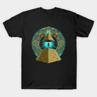 Pyramid alien illustration T-Shirt